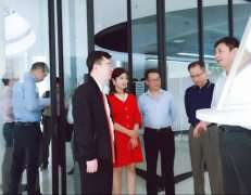 广东省工业和信息化局莅临米兰体育app官网入口-米兰(中国)调研制造业创新中心建设情况 